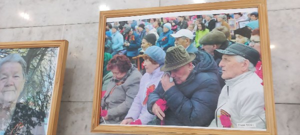 Великий подвиг ваш история хранит
